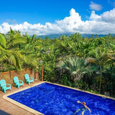 Lynn'S Getaway Hotel 아피아 외부 사진