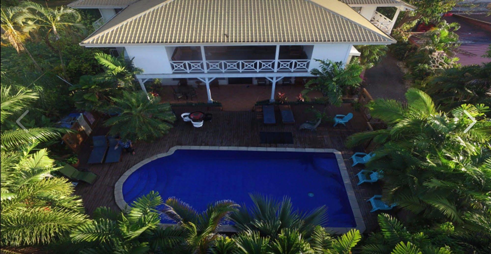 Lynn'S Getaway Hotel 아피아 외부 사진